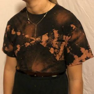 Black Pocketed Tie Dye Cropped Tee